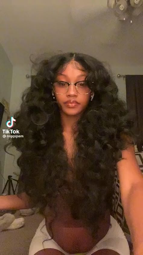 Curly Hairstyle Ideas, Trendy Hairstyle, Hairdos For Curly Hair, Pretty Braided Hairstyles, Hairstyle Tutorial, Baddie Hairstyles, Box Braids Hairstyles, Curly Girl, Wig Styles