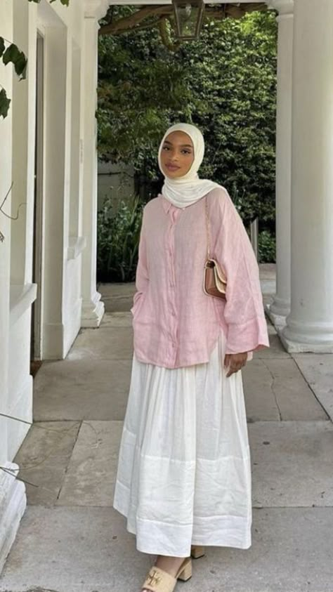 Cute Hijabi Outfits, Linen Summer Outfits, Modest Outfits Muslim, White Skirt Outfits, Hijab Fashion Summer, Bags 2024, Modest Fashion Hijab, Modest Summer, Muslim Outfits Casual