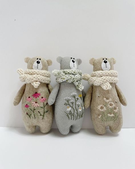 Amuru Toys | Hello April!🌷🌱🌼🐦‍⬛🦋🐝🌸 . #april #springtime #bunny #rabbitsofinstagram #handmade #etsystore #smallbiz #amurutoys | Instagram Embroidered Stuffed Animals, Embroidered Soft Toys, Embroidered Teddy Bear Faces, Teddy Bear Eyes Embroidered, Whimsical Nursery Decor, April April, Embroidered Bunny, Hello April, Whimsical Nursery