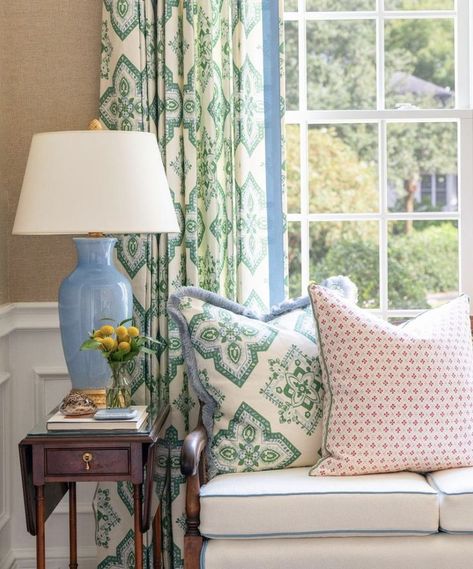 Blue And Green Living Room, Grand Millennial Style, Room Details, Eclectic Living Room, Up House, Living Room Green, Southern Home, Classic Decor, Southern Living