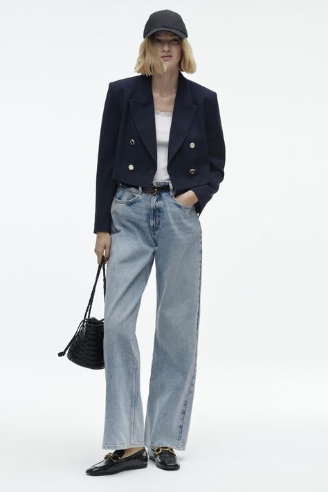 Women's New In Clothes | Explore our New Arrivals | ZARA United Kingdom - Page 2 Blazer Shorts Outfit, Short Blazer Outfits, Blue Blazer Outfits For Women, Striped Blazer Outfit, Crop Blazer Outfit, Jeans And Crop Top, Cropped Blazer Outfit, Navy Blazer Outfits, Blazer E Short