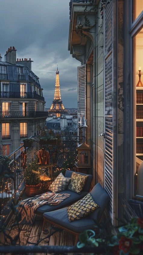 Paris Apartment Window, Beautiful Paris Apartment, Hygge Balcony Ideas, Paris Apartment Building, Paris Aesthetic Decor, Paris View Balcony, Paris Balcony Aesthetic, Paris Window View, Classic Anime Style