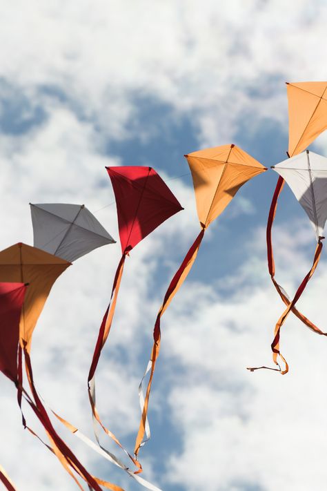 It's National Kite Flying Day! 🪁 When you hear about flying kites, do you automatically hear the Mary Poppins song in your head? If you don’t then you obviously haven’t had the pleasure of enjoying that lovely movie! Take the time to watch it and you won’t be disappointed. But we were talking about National Kite Flying Day! ~ Wayne 🗻🐐🏃 Kite Flying Photography India, Kite Flying Photography, Kite Aesthetics, Kites Photography, Kites Aesthetic, Kite Making For Kids, Kite Aesthetic, Kite Festival Photography, Kite Wallpaper