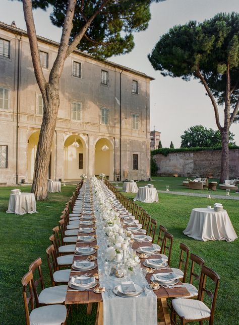 Photography: Amy And Stuart - amyandstuart.com  Read More: http://www.stylemepretty.com/destination-weddings/2015/05/13/romantic-outdoor-wedding-in-ancient-rome/ Wedding Venues Italy, Wedding In Rome, Classic Summer Wedding, Rome Photography, Rome Wedding, Wedding Ambiance, Destination Wedding Italy, Modern Wedding Venue, Romantic Outdoor Wedding