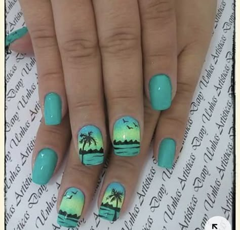 Nail Beach Designs Summer, Nail Ideas For Cancun, Vacation Nails Pedicures, Short Nails For Hawaii Vacation, Tropical Theme Nails, Nail Art Vacation, Hawaii Gel Nails, Fun Cruise Nails, Beach Toe Nails Vacation Tropical