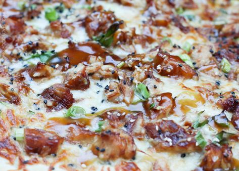 Teriyaki Pizza, Chicken Teriyaki Sauce, Chicken Pizza Recipes, Teriyaki Sauce Recipe, Pizza Snacks, Chicken Teriyaki, Adobo Chicken, Homemade Teriyaki Sauce, Chicken Pizza