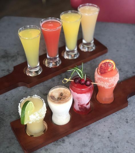 Mimosa Flight, Drink Flights, Prosecco Drinks, Lemon Sugar, Mobile Bar, Frozen Drinks, Bar Ideas, Drink Up, Cafe Bar