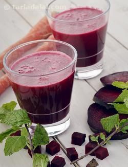 Kick start your day with this energy boosting treat. Rich in flavour and nutrients, it satisfies aesthetic as well as nutritional demands. The Beet Treat is high in carbohydrates as it contains beetroot, which is the richest source of natural sugars. Apples give this juice good body thus making sure it satiates your appetite. Guava Drink, Juices Recipes, Apple Juice Recipe, Carrot Juice Recipe, Juice Healthy, Fruity Snacks, Beetroot Recipes, Spinach Juice, Pear Juice