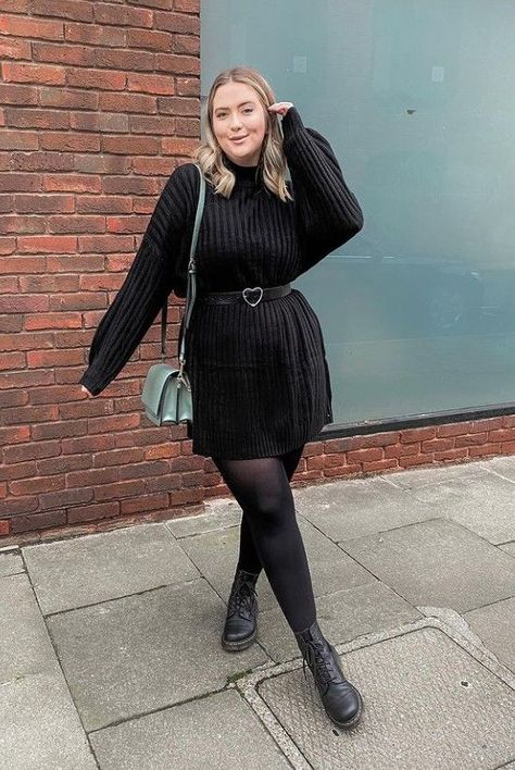 Outfit Inspo Curvy Winter, Jumper Under Dress, Xl Body Outfits, Dark Fall Outfits Plus Size, Style Not Size, Plus Size Winter Goth Outfits, Midsize Fashion Fall Edgy, Black Outfit Aesthetic Plus Size, Winter Outfits Size 12