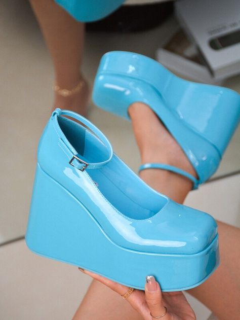 Turquoise Shoes, Teal Shoes, Bridesmaid Shoes, Round Toe Heels, Hippie Outfits, Platform Wedge Sandals, Ankle Straps, Platform Wedges, Type 1