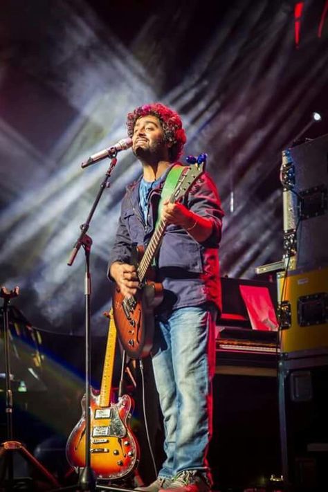 Arijit Singh Pic, Arjit Singh Wallpapers, Arjit Singh Photos, Arijit Singh Hd Wallpaper, Arijit Singh Photos New, Tacky Decor, Singer Talent, Shane Watson, Moms And Daughters