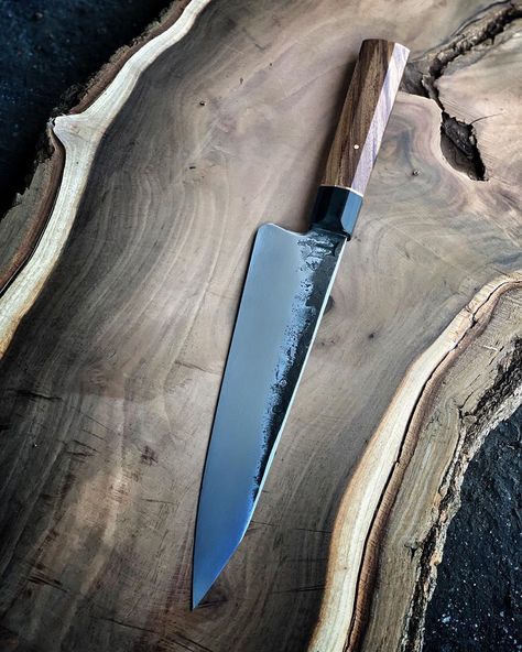 Hand Made Kitchen Knifes, Knife Wood Handle, Nakiri Knife, Chinese Cleaver Knife, Nemoto Knives, Pretty Knives, Dark Home Decor, Dark Home, Custom Book