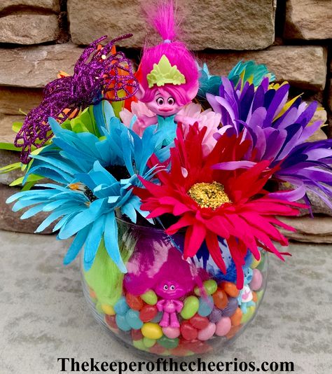 TROLLS PARTY CENTERPIECE IDEA Centerpieces Ideas Diy, Trolls Centerpieces, Troll Party Theme, Movie Birthday Party, Trolls Party, Centerpieces Ideas, Trolls Birthday Party, Girl Bday Party, Centerpieces Diy