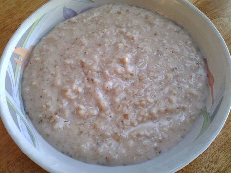 Winding Spiral Case: Recipe: Dominican-Style Oatmeal Avena Recipe, Dominicano Recipes, Dominican Style, Breakfast Oatmeal Recipes, Dominican Food, Happy March, Spanish Dishes, What's For Breakfast, Cuban Recipes