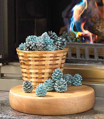 Rainbow Flame-Coloring Pine Cones Pinecones Crafts, Pine Cone Ideas, Pine Cone Christmas Decorations, Diy Outdoor Fireplace, Pine Cone Christmas, Pine Cone Art, Pinecone Crafts, Cone Crafts, Cones Crafts