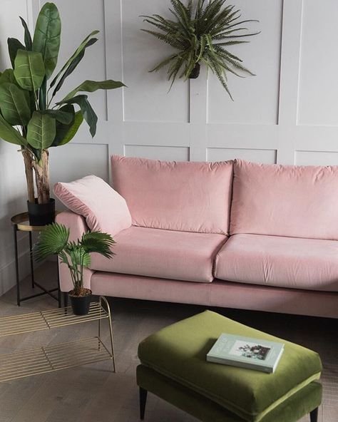 Rose And Grey on Instagram: “A blush pink velvet sofa - not just for Easter. Would you have a pink sofa in your home?” Rosa Sofa, Pastel Living Room, Velvet Corner Sofa, Pink Couch, Grey Couch Living Room, Pink Sofa, Design Blogs, Couch Decor, Editorial Magazine