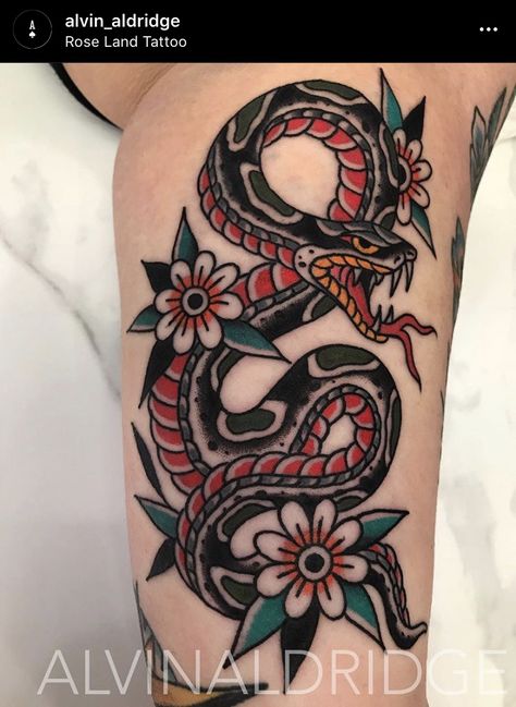 Snake And Flowers, Traditional Tattoo Woman, Traditional Snake Tattoo, Traditional Black Tattoo, Traditional Tattoo Flash Art, Tattoo Snake, Traditional Tattoo Inspiration, Traditional Style Tattoo, Traditional Tattoo Sleeve