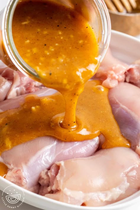 A deliciously sweet, savory, and tangy Honey Mustard Marinade for chicken is easy to make with common pantry ingredients. Easy Honey Mustard Chicken, Honey Mustard Marinade Chicken, Homey Mustard Chicken, Honey Marinade For Chicken, Mustard Chicken Marinade, Marinated Chicken Breast Recipes, Mustard Sauce For Chicken, Honey Mustard Chicken Marinade, Mustard Marinade For Chicken