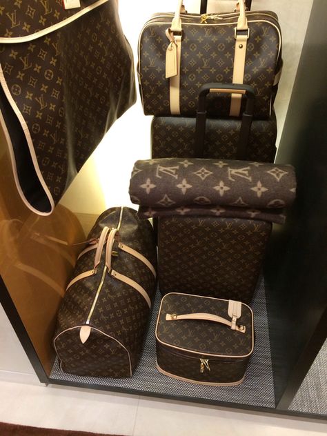 I'll take it all!!!!! Lv Luggage Travel, Louis Vuitton Travel Luggage Sets, Louis Vuitton Travel Bag Aesthetic, Louis Vuitton Luggage Set, Louis Vuitton Mens Bag, Louis Vuitton Travel Luggage Louis Vuitton Official, Louis Vuitton Suitcase Set, Louis Vuitton Luggage, Luxury Luggage