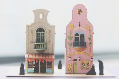 These Miniature Japanese Paper Crafts are the Antidote to Pokemon Japanese Miniature, Messy Nessy Chic, Origami Paper Art, Small Buildings, Paper Model, Up Book, Paper Houses, Japanese Paper, Paper Toys