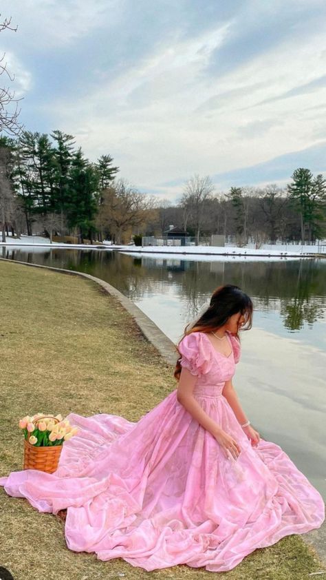 Pink floral dreamy dress with flower basket near beautiful lake and sky aesthetic clouds and trees in back ground Romantic Pink Outfit, Unique Birthday Dresses For Women, Pink Couple Outfit, Long Frocks For Women, Floral Print Chiffon Maxi Dress, Indian Dress Up, Birthday Dress Women, Dress Photoshoot, Cotton Frocks