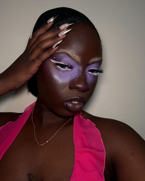 Is it giving butterfly 🦋 or fairy 🧚🏿‍♂️ vibes? Honestly I wasn’t too contented with this look but makeup is a learning curve so 😮‍💨🫶🏾 Butterfly Inspired Makeup, Butterfly Makeup, Fairy Makeup, Inspired Makeup, June 21, Makeup Inspiration, Scents, Makeup Looks, Eye Makeup