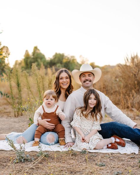 What family photo dreams are made of ✨ Thank you Curtis family for continuing to let me photograph your beauty family 🤍 #familyphotographer #orangecountyphotographer #laphotographer #fullertonphotographer #breaphotographer #lahabraphotographer #whittierphotographer #familyphotos #fallphotos #holidayphotos Country Family Photos, Farm Family Pictures, Photo Dream, Fall Photos, Holiday Photos, Family Farm, Family Pictures, Family Photo, Family Photographer