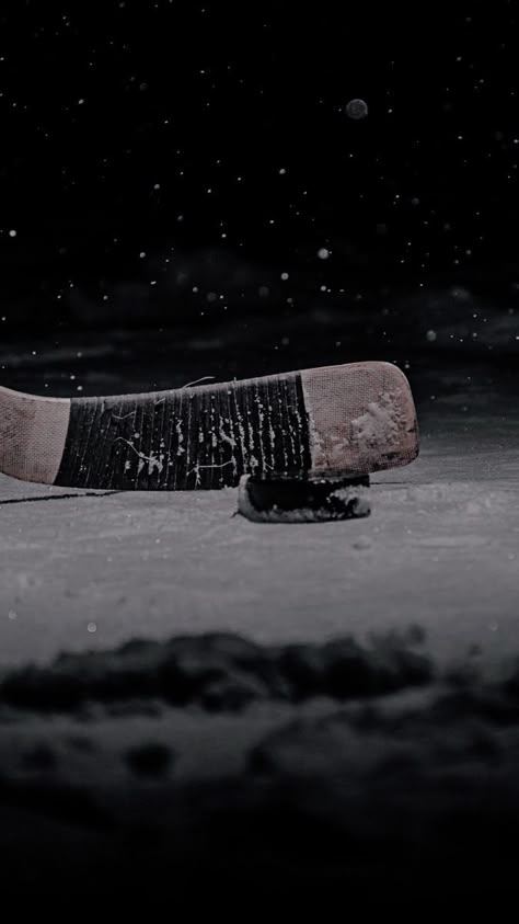 Hockey Book Aesthetic, Dark Ice Hockey Aesthetic, Hockey Astethic Wallpaper, Pucking Around Aesthetic, Ice Hockey Aesthetic Wallpaper, College Hockey Aesthetic, Hockey Coach Aesthetic, Hockey Astethic, Hockey Goalie Aesthetic