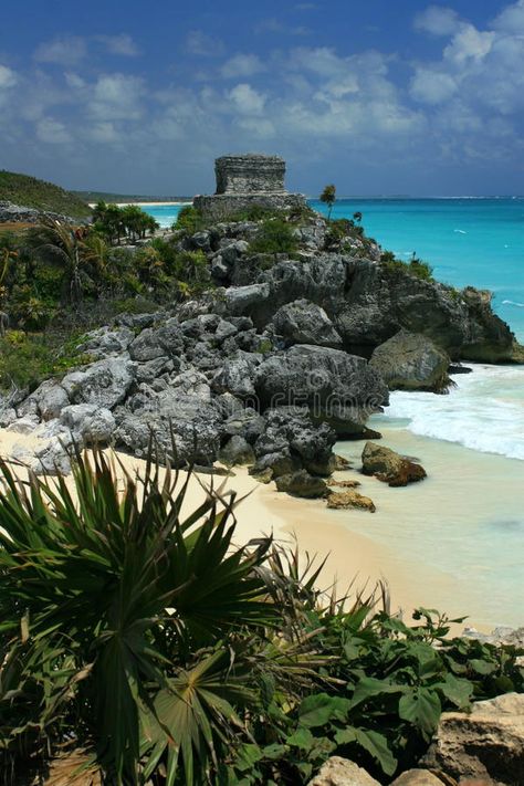 Tulum, Mexico. A sunny day in the Mayan ruin Tulum, Mexico , #ad, #sunny, #Mexico, #Tulum, #ruin, #Mayan #ad Mexico Ruins, Mexico Tulum, Tulum Ruins, Ancient Greek Architecture, Grand Mosque, Mayan Ruins, Tulum Mexico, Angkor Wat, Ancient Architecture