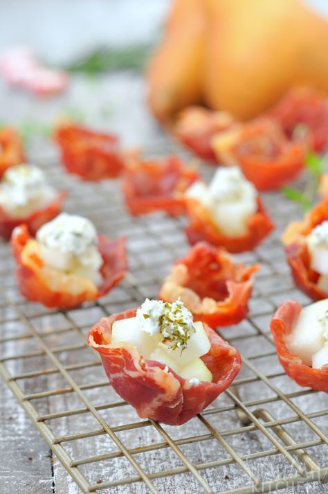 Prosciutto Wrapped Pear, Pears And Prosciutto, Duck Prosciutto Recipes, Goat Cheese Canape, Prosciutto Cups Appetizer, Lamb Appetizers For Party, Prochutto Appetizers Prosciutto, Proscuttio Appetizers, Aip Appetizer Recipes