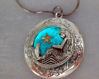 Mermaid Locket, Rip Dad, Glow Necklace, Keepsake Necklace, Necklace Photo, Mermaid Photos, Glowing Necklace, Mermaid Pendant, Photo Locket Necklace