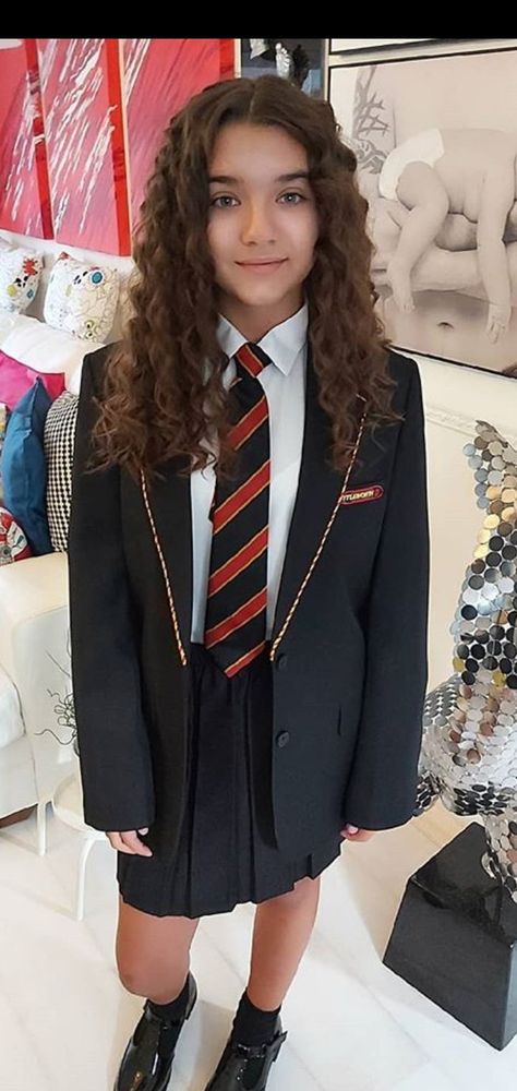 School Uniform Girl, Dress School, College Uniform, Uniform Outfits, School Uniform Outfits, School Uniform Fashion, School Dresses, Uniform Fashion, Private School