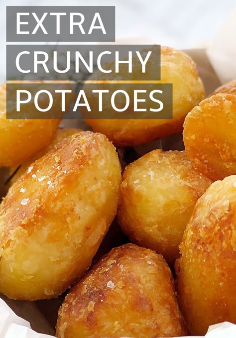 Roasties Potatoes, Sunday Potatoes, Sunday Roast Dinner, Sunday Baking, Best Roast Potatoes, Sunday Food, Potatoes Crispy, Crispy Roast Potatoes, Crunchy Potatoes