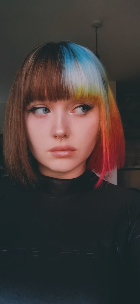 Color Split Hair, Subtle Edgy Hair Color, Split Color Hair Ideas, Colored Buzzed Hair Women, Fashion Color Bangs, Diy Split Dyed Hair, Fine Wavy Curly Haircut, Bright Colour Hair Ideas, Hair Colour Ideas Bright