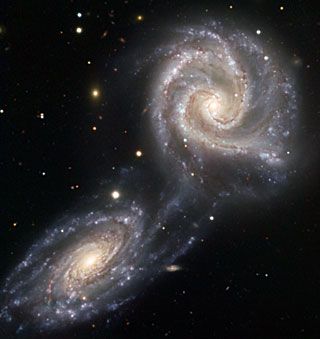 Galaxies Drawn Together - NGC 5426 & NGC 5427 Gravitational Waves, Drawn Together, Spiral Galaxy, Galaxy Pictures, Andromeda Galaxy, Universe Galaxy, Hubble Space, Space Images, Space Pictures