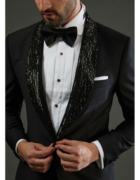 Reception Tuxedo Grooms, Barat Outfit, Marriage Dress For Men, Unique Tuxedos, Formal Shirt Design, Best Wedding Suits For Men, Indian Wedding Suits Men, Designer Tuxedo, Indian Wedding Clothes For Men