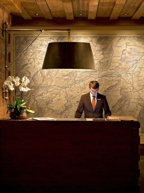 art tells the story - Hotel_Alpina_Gstaad_map art from VISTO Hotel Reception Design, Gstaad Switzerland, Hotel Reception Desk, Hotel Lobby Design, Lobby Reception, Hotel Inspiration, Hotel Reception, Casa Vintage, Hotel Interior Design