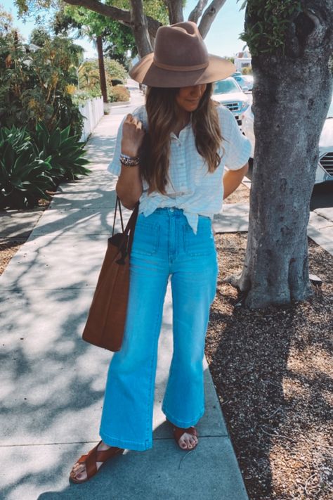 Rolla’s Sailor Jeans curated on LTK Sailor Jeans Outfit, Sailor Jeans, Sailor Jean, Ootd Ideas, Jeans Outfit, Jean Outfits, The Row, Casual Fashion, Fashion Inspo