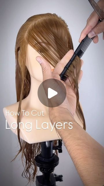 Layered Hair Tutorial, How To Cut Long Layers, Layered Haircut Tutorial, Haircut Techniques, Haircut Videos, Cut Hair At Home, Trim Your Own Hair, Cut Own Hair, Hair Education