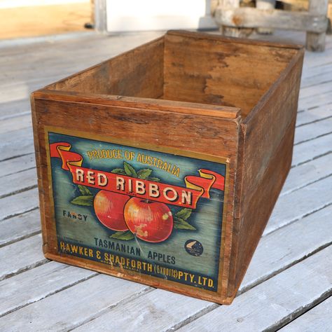 Fruit Crates, Homesteading Animals, Apple Crate, Vintage Wooden Crates, Fruit Crate Label, Vegetable Crates, Victorian Life, Australian Vintage, Seed Box