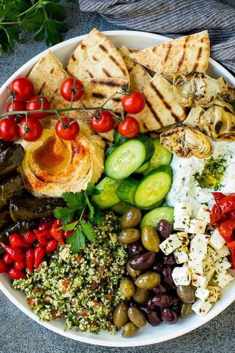 14 Delicious and Healthy Charcuterie Boards » Lady Decluttered Mediterranean Mezze, Tapas Platter, Mezze Platter, Charcuterie Inspiration, Appetizer Menu, Charcuterie Recipes, Grilled Veggies, Raw Vegetables, Cured Meats