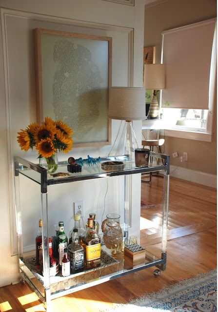 Classy Bar Cart, Lucite Bar Cart, Tan Living Room, Vintage Bar Carts, Bar Cart Styling, Make Friends, Vintage Bar, Dining Room Bar, Mini Bar