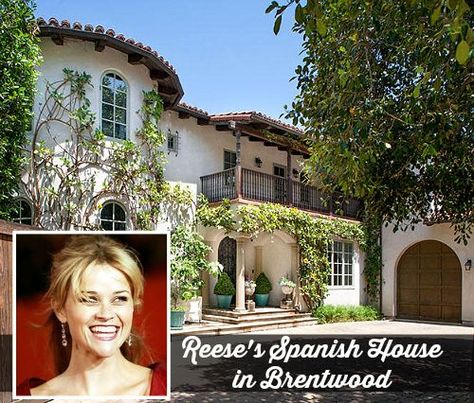 Reese Witherspoon's Brentwood Estate For Sale | hookedonhouses.net Spanish Estate, Brentwood California, Spanish Style Decor, Tuscan Style Homes, Mediterranean Home Decor, Spanish Style Home, Spanish Style Homes, Hacienda Style, Spanish Revival