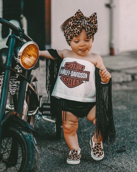 Country Baby Pictures, Country Baby Girl Clothes, Western Baby Clothes, Country Baby Girl, Harley Davidson Baby, Baby Clothes Country, Western Babies