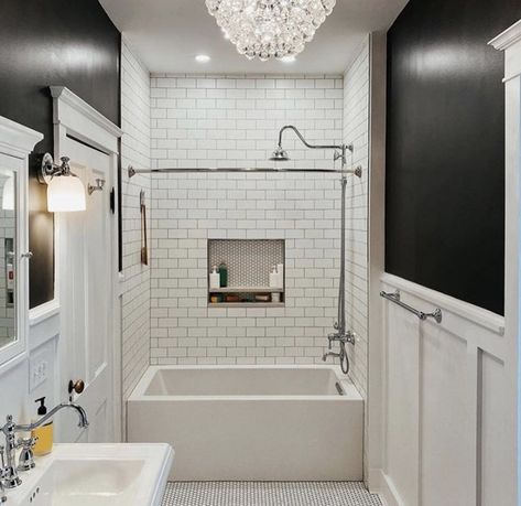 Subway tiles, square tub Small Square Bathroom, Bathtub Small Bathroom, Bathroom Craftsman, Square Bathtub, Japanese Shower, Square Bathroom, Drop In Tub, House Flipping, Rustic Bath