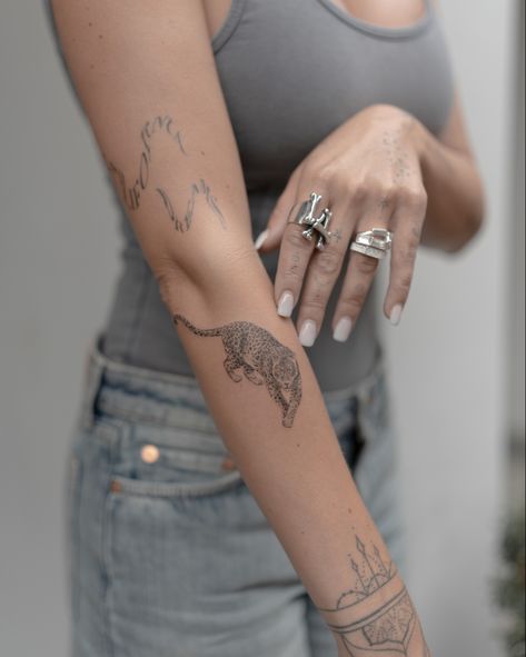 Panther Tattoo Placement, Cheetah Tattoo On Back, Jaguar Tattoos For Women, Cheetah Stretching Tattoo, Minimal Cheetah Tattoo, Cheetah Running Tattoo, Fine Line Jaguar Tattoo, Cheetah Arm Tattoo, Jaguar Arm Tattoo