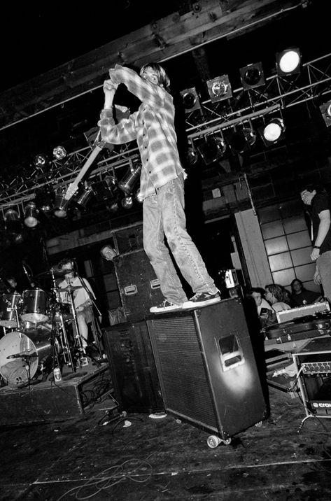 Krist Novoselic, September 22, Kurt Cobain, Nirvana, Drums, Seattle, Garage, Sports