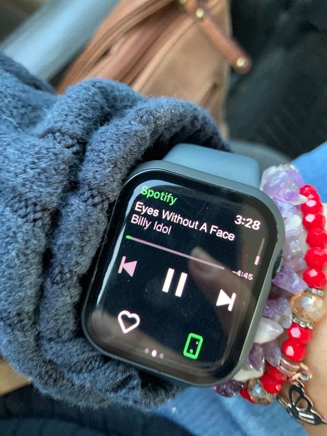 Apple Watch Aesthetic Bracelets, Apple Watch Music, Apple Watch Aesthetic, Aesthetic Bracelets, Crystals Aesthetic, Watch Aesthetic, Eyes Without A Face, Coquette Christmas, Billy Idol