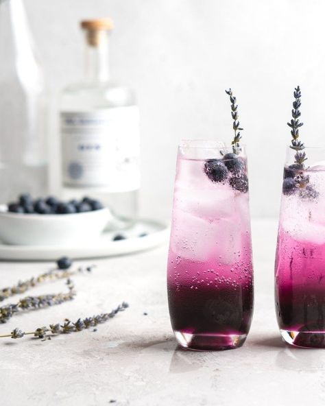 Blueberry Lavender Gin Sparkler on the feedfeed Blueberry Gin Cocktail, Lavender Drink, Lavender Simple Syrup, Blueberry Cocktail, Blueberry Gin, Gin Fizz Cocktail, Lavender Cocktail, Culinary Lavender, Gin Tasting