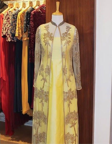 Kurthi Overcoats, Net Overcoat Kurtis, Long Jacket Style Suits For Women Indian, Overcoat Dress Women Indian, Kurti With Overcoat, Net Jacket Style Kurti Long, Net Coat Model Kurtis, Net Jacket Dress, Jacket Suits Indian